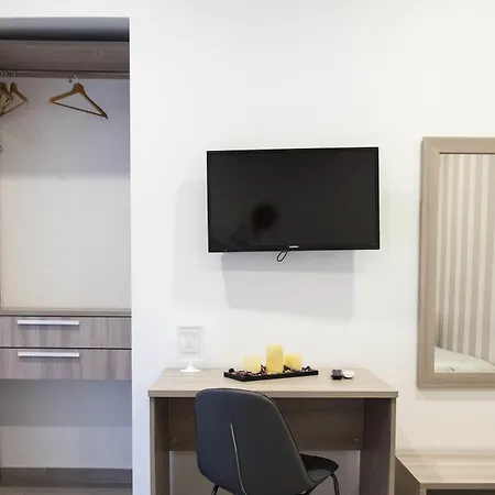 B&B Bovio Square XIV-3